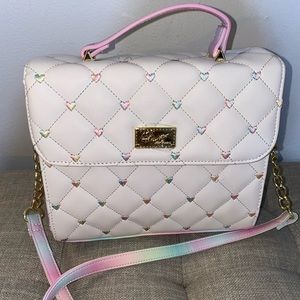 Betsey johnson heart crossbody